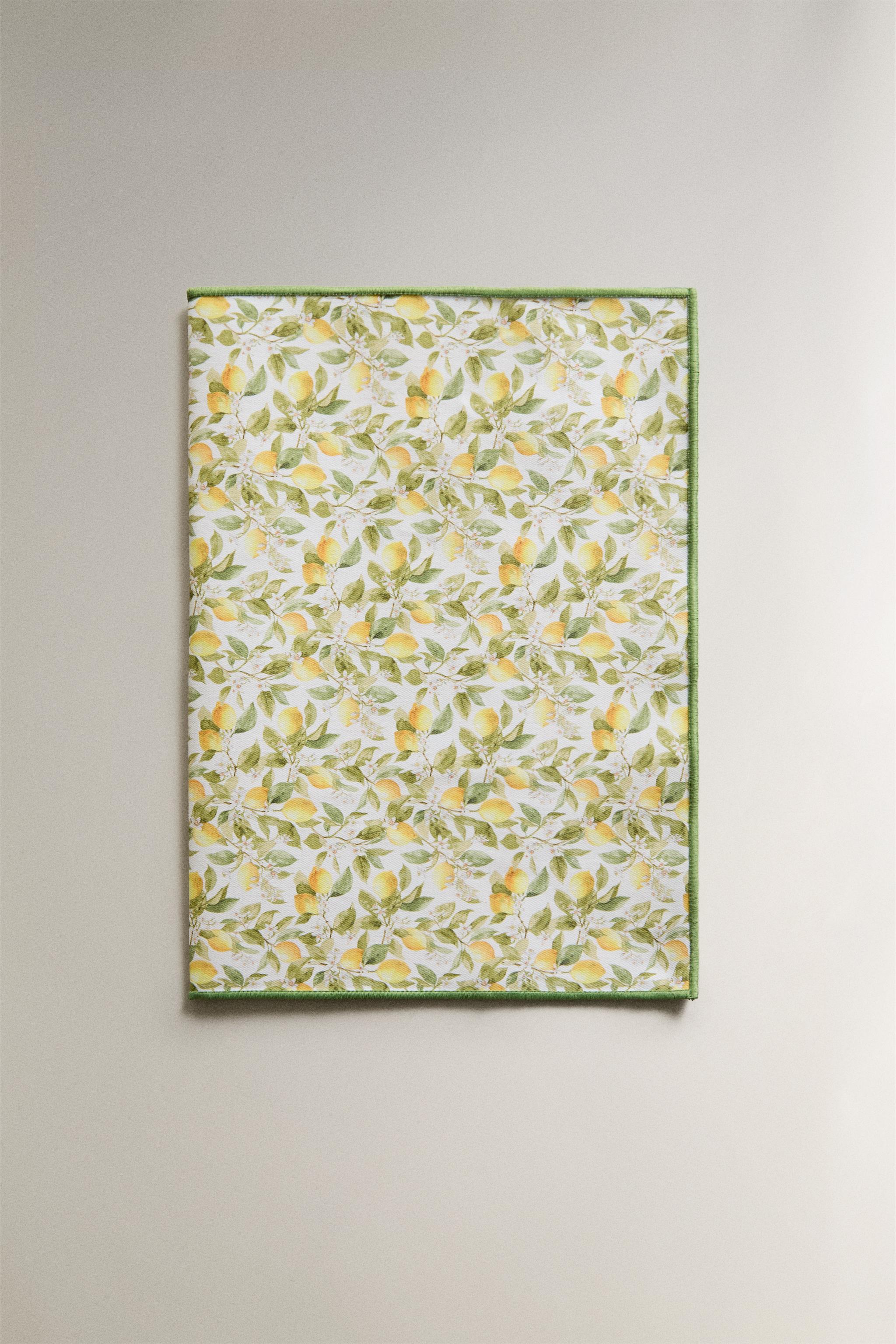 LEMON RESIN-COATED COTTON PLACEMAT